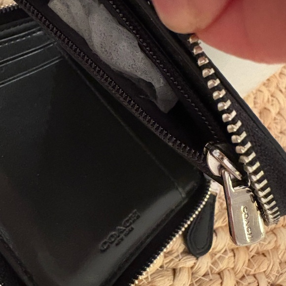 🌸COACH Camouflage Bifold Zippered Wallet w Pink, brown&Olive Highlights EUC RARE - Picture 8 of 10